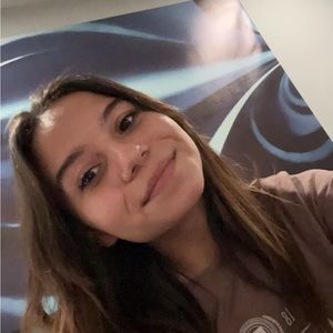 Meet your Posher, Bekah